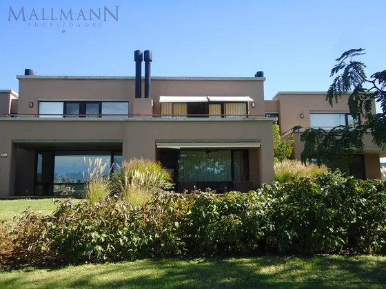 Dormie Tipo Casa En Estancias Del Pilar | Mallmann Propiedades