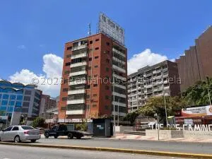 Bella Oficina En Alquiler En Los Dos Caminos