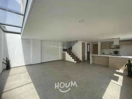 Casa En Barroblanco. 4 Habitaciones, 220 M², Id: 126922