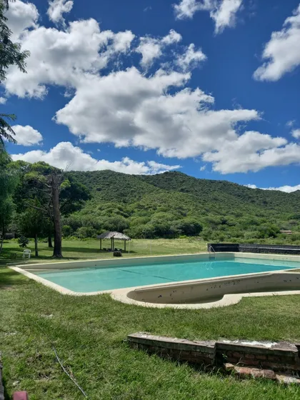 Casa  Quinta De Campo Con Pileta De Natación