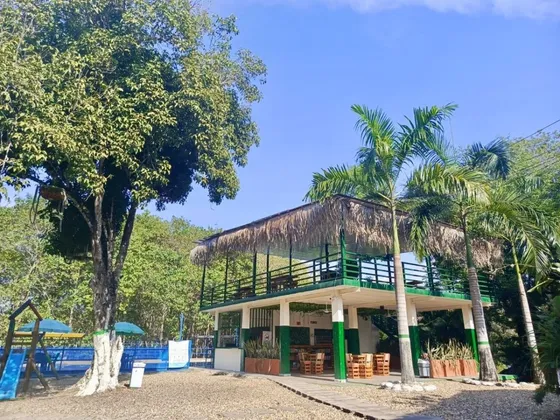 Vendo Hotel Eco Turiscico Rentando - Recibo Permutas