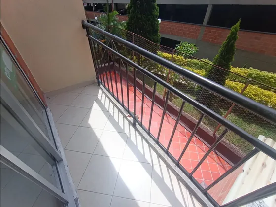 Apartamento En Arriendo, Rodeo Alto 