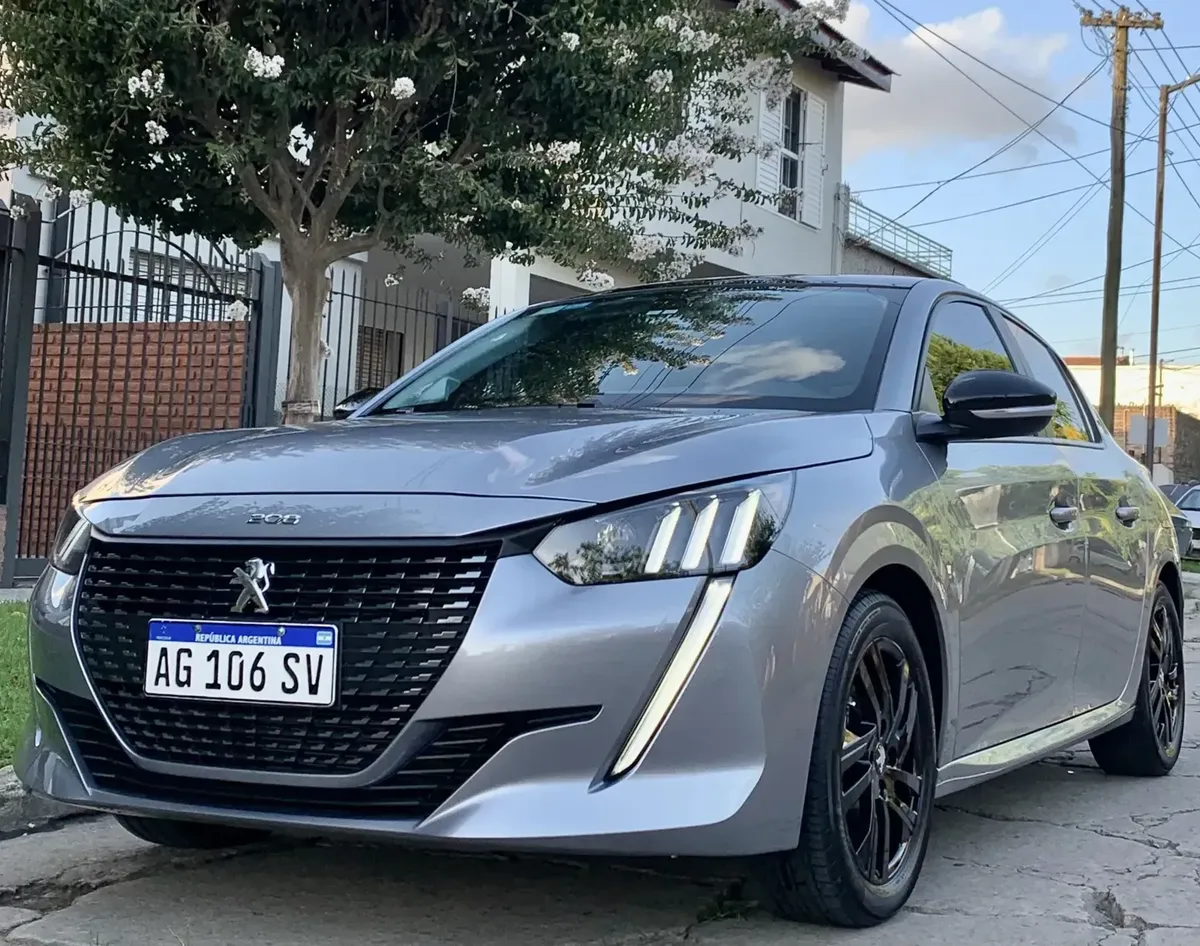 Peugeot 208 1.6 Style Mt