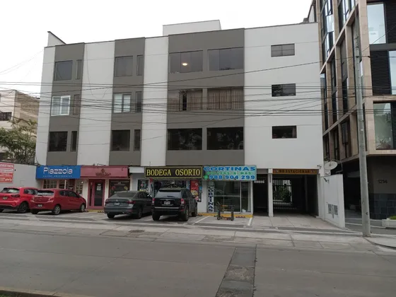 Remato Dpto 3 Dorm Con Inquilino Urb. Aurora. Miraflores