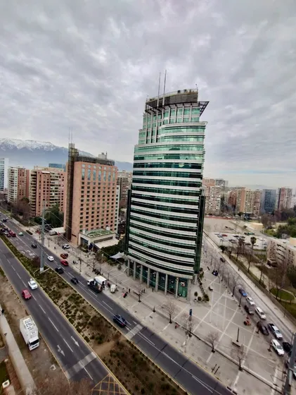 Gran Oportunidad De Venta En Estratégico Sector De Vitacura