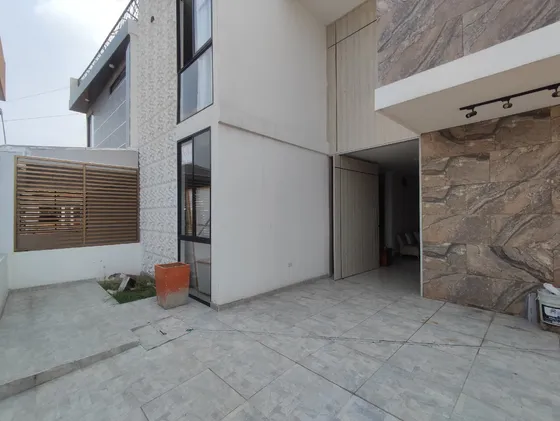 Casa En Venta En Doce De Octubre. Cod V30534