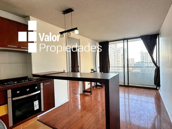 En Venta Excelente Departamento En Barrio San Isidro, Santia