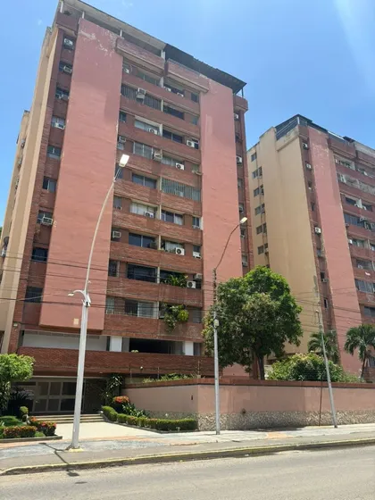 En Venta Apartamento Muy Bien Conservado En Conjunto Residencial Parque Florida