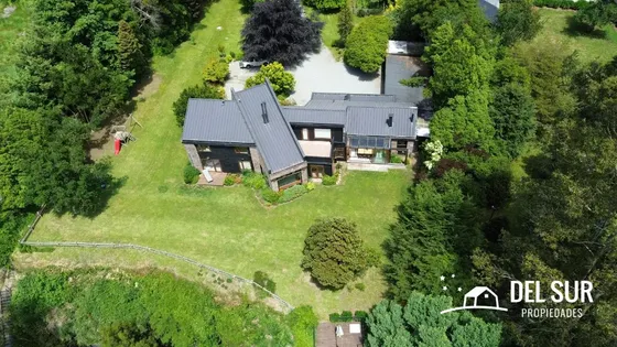 Casa A Orillas De Lago, Puerto Varas, Excelente Nivel