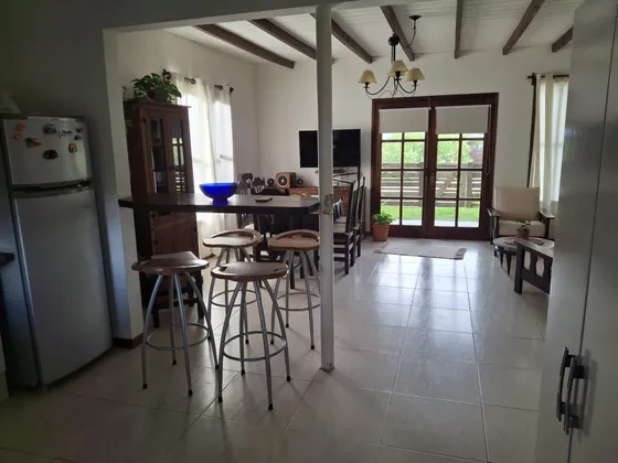 Alquilo Casa En El Tesoro Amueblafa Dos Dormitorios 