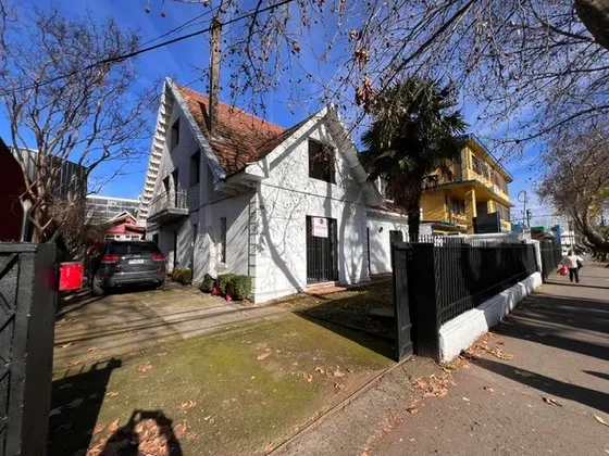 Propiedad Comercial En Arriendo A Dos Cuadras Plaza De Armas