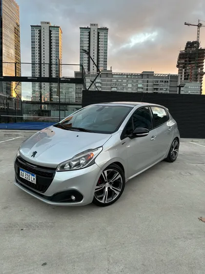 Peugeot 208 1.6 Gt Thp