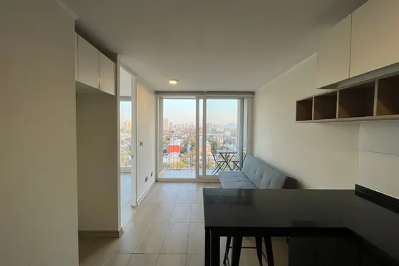 Arriendo De Departamento En San Miguel. 1 Dormitorio, 1 Baño