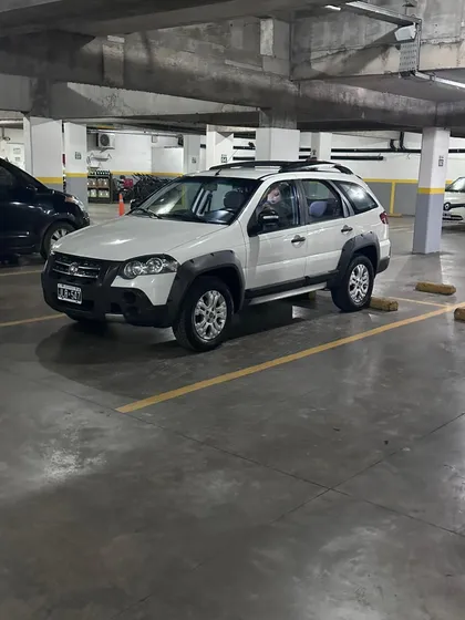 Fiat Palio 1.6 Adventure Etorque