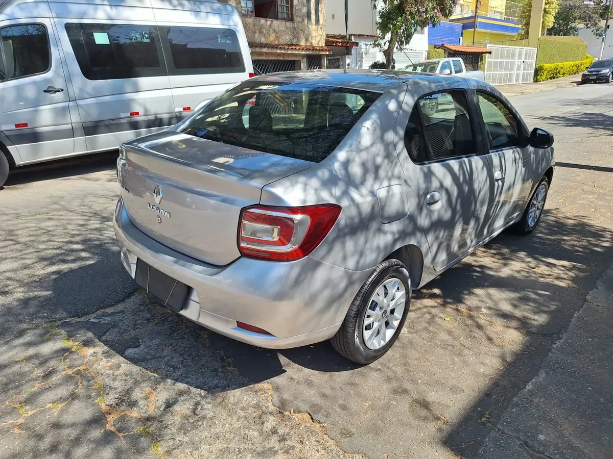Renault Logan 2016 1.0 16v Expression Hi-flex 4p — foto 7