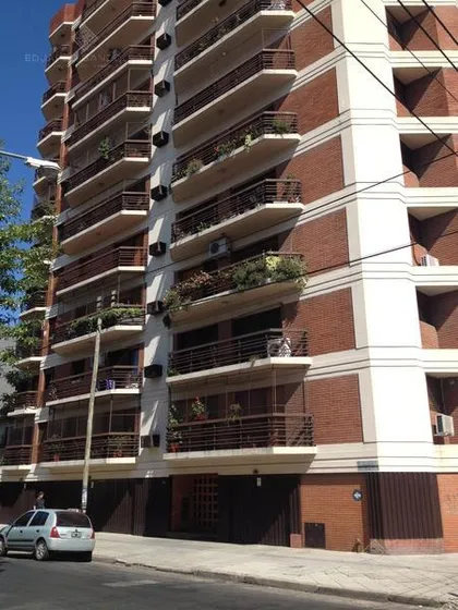 Semipiso En Exc Zona   2 Cocheras   3 Dorm   3 Baños - Apto Permuta En Canning!!