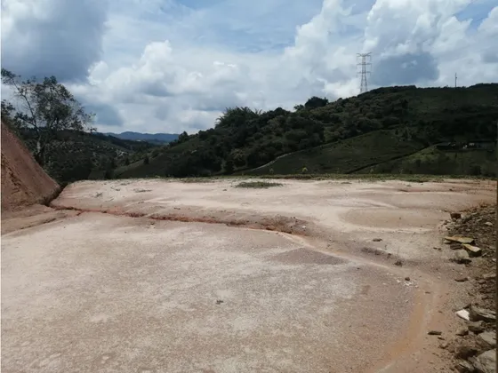 Lote En Venta De 3.530 M2 Por $130.000.000 La Floresta San Vicente