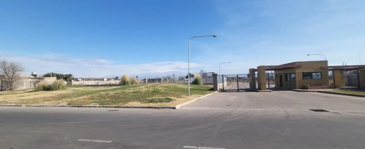 Lot in Don Victorio Private Neighborhood - Maipú, Mendoza