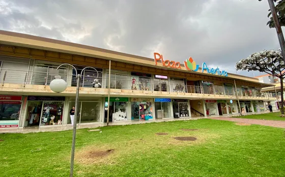 Local En Venta En Colina Campestre. Cod V12300041