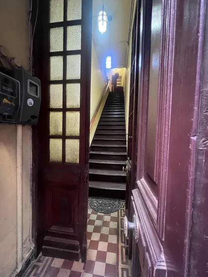 Depto En Avda Francia , Pleno Centro De 2 Dormitorios