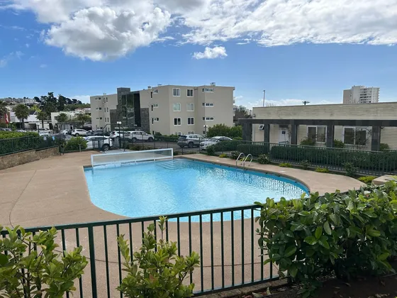 Precioso Y Soleado Departamento En Lomas De Montemar