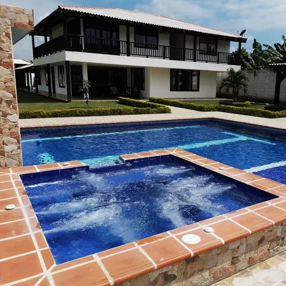 Se Vende Hermosa Finca Amplia Con Piscina Rozo Palmira Valle Colombia
