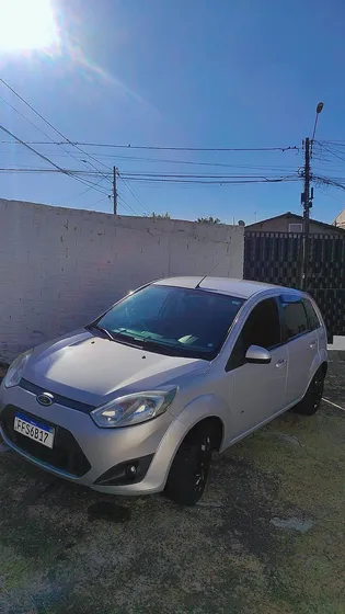 Ford Fiesta 1.6 Rocam Se Flex 5p