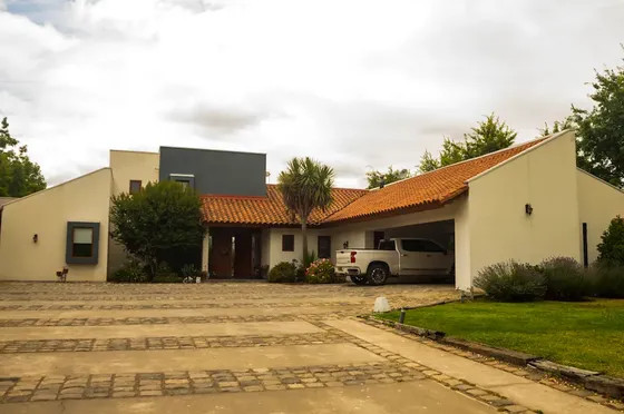 Casa En Venta En Loteo Alto Huilquilemu Talca