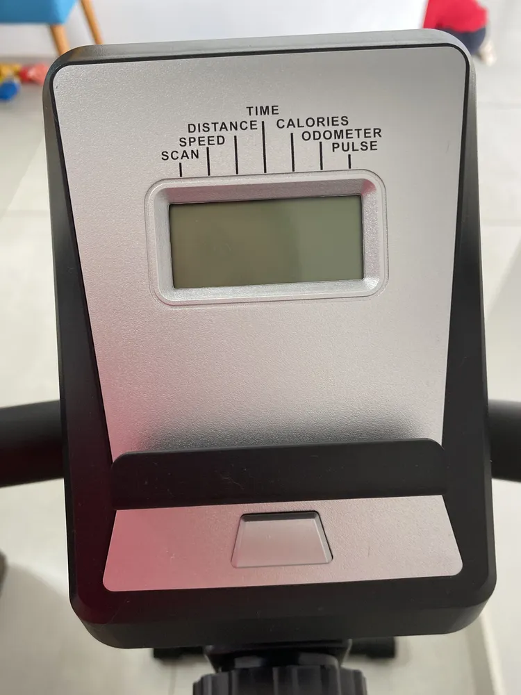 Bicicleta Ergométrica Vertical Magnética Century Odin Fit - Imagem 3