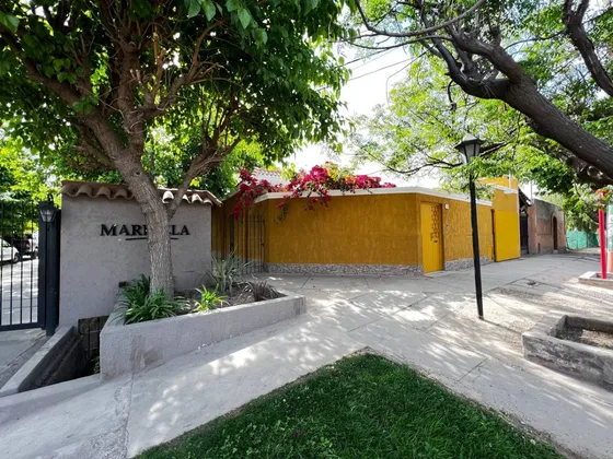 Excelente Casa De Categoría En Alquiler