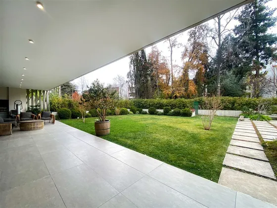 Departamento En Venta De 7 Dorm. En Las Condes