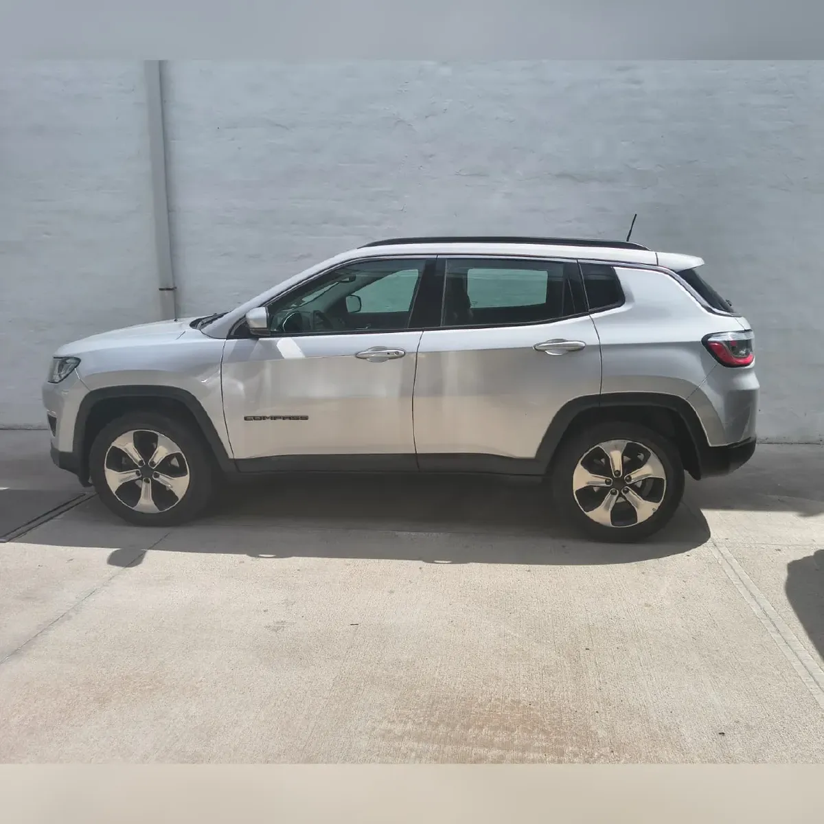 Jeep Compass 2.4 Longitude Plus516786850481448961