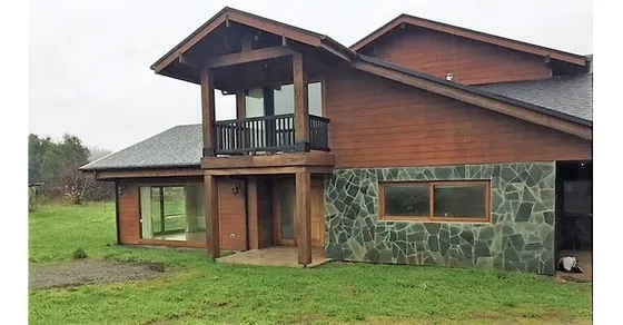 Casa En Arriendo De 5 Dorm. En Valdivia