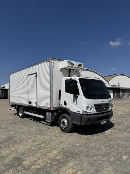 Mb Accelo 815 4x2 Baú = 1016 10160 9160 9170 11180 915 9180