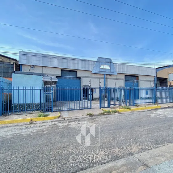 En Venta: Dos Galpones De 417m2 Cada Uno Para Un Total De 834m2, Ubicado En Zona Industrial Los Pinos - Puerto Ordaz