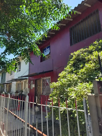 Se Remata Casa En Ñuñoa A Pasos De La Avenida Maratón