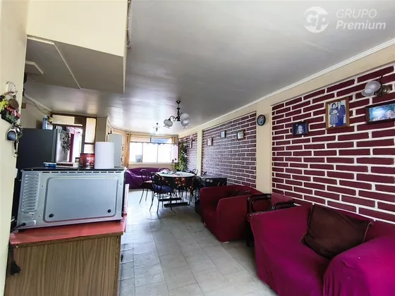 Casa En Venta De 5 Dorm. En Valparaíso