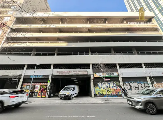 Venta Estacionamiento Excelente Ubicacion Centro Miraflores
