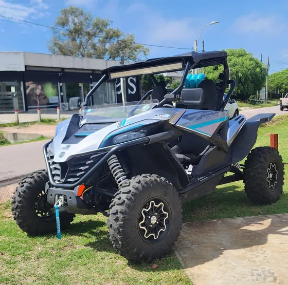 Cfmoto Zforce 1000 Utv - Usado Seleccionado -  60 Cuotas