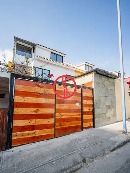 Se Vende Casa Sector Sur, Iquique.