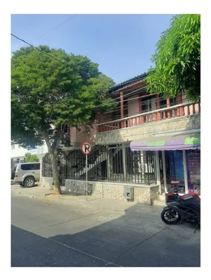 Venta De Una Casa Dos Aptos Y Un Local Centro Histórico De Santa Marta