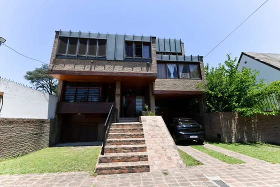 Venta Casa 4 Ambientes Don Bosco