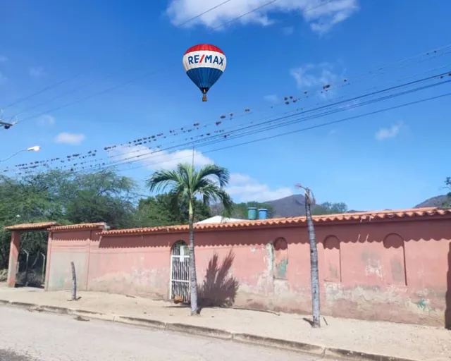 Re/max 2 Mil Vende Casa En Sector El Vergel, Calle Meaño, Isla De Margarita, Nueva Esparta