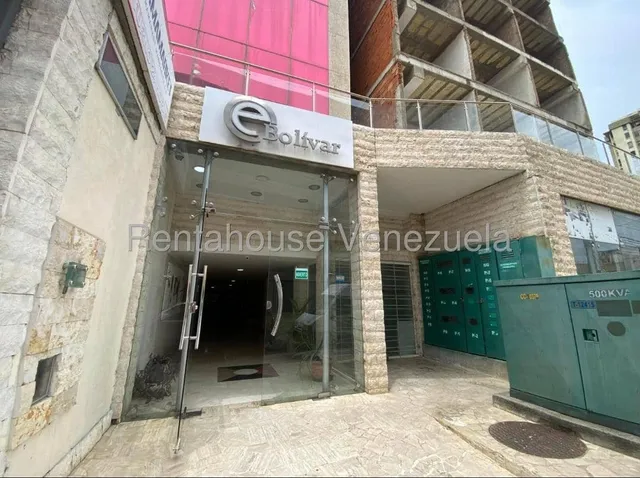 Emg Vende Local Empresarial Bolivar Urb.bella Vista - Isla De Margarita