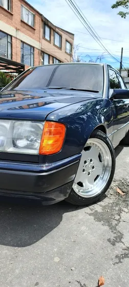 Vendo Hermoso Mercedes En Perfecto Estado