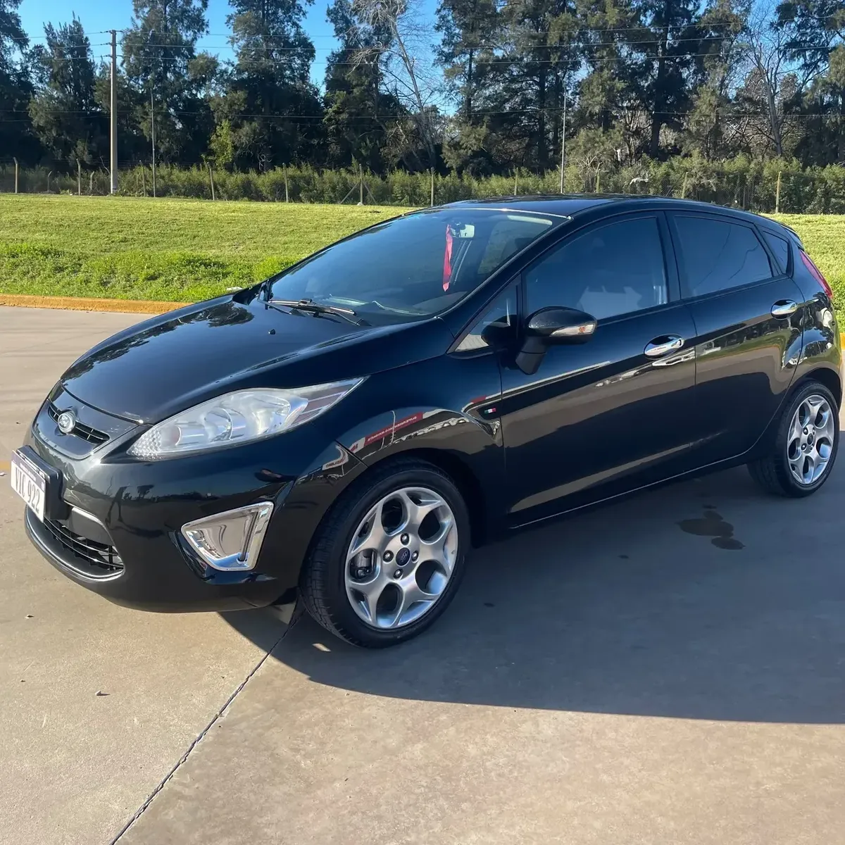 Ford Fiesta Kinetic 1.6 Design 120cv Titanium