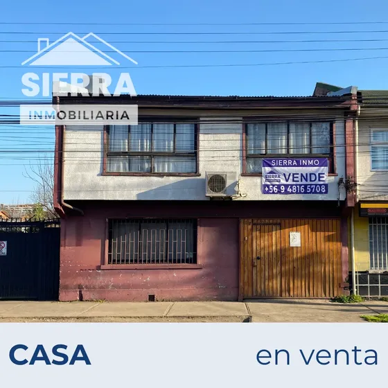 Casa De 2 Pisos Con Estacionamiento Cerrado Y Quincho