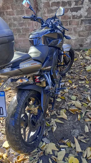 Muy Cuidada , Nada Para Hacerle , Solo Whatsapp.