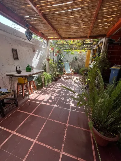 Casa Con 5 Dormitorios En Metro Los Quillayes