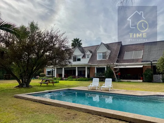 Arriendo (o Venta) Hermosa Casa Inglesa En Condomino 